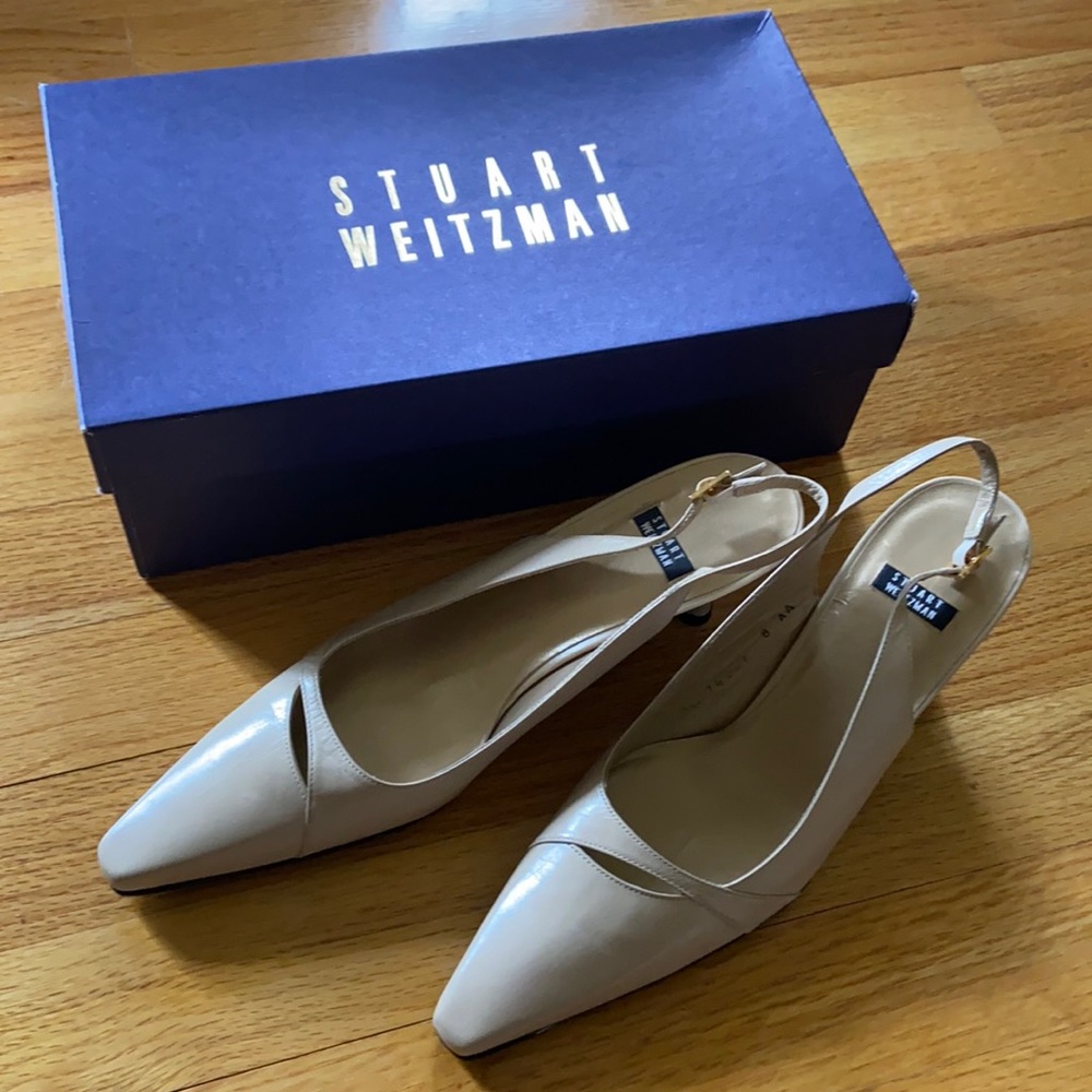 Stuart Weitzman kitten heels 8AA LIKE NEW
